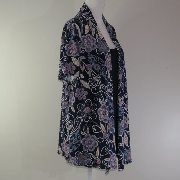 Lavish Short Sleeve Layered Navy Tank & Textured Floral Overlay Top Size XL - Picture 3 of 7